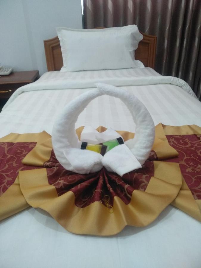 Mandalar May One Hotel Mandalay Eksteriør billede
