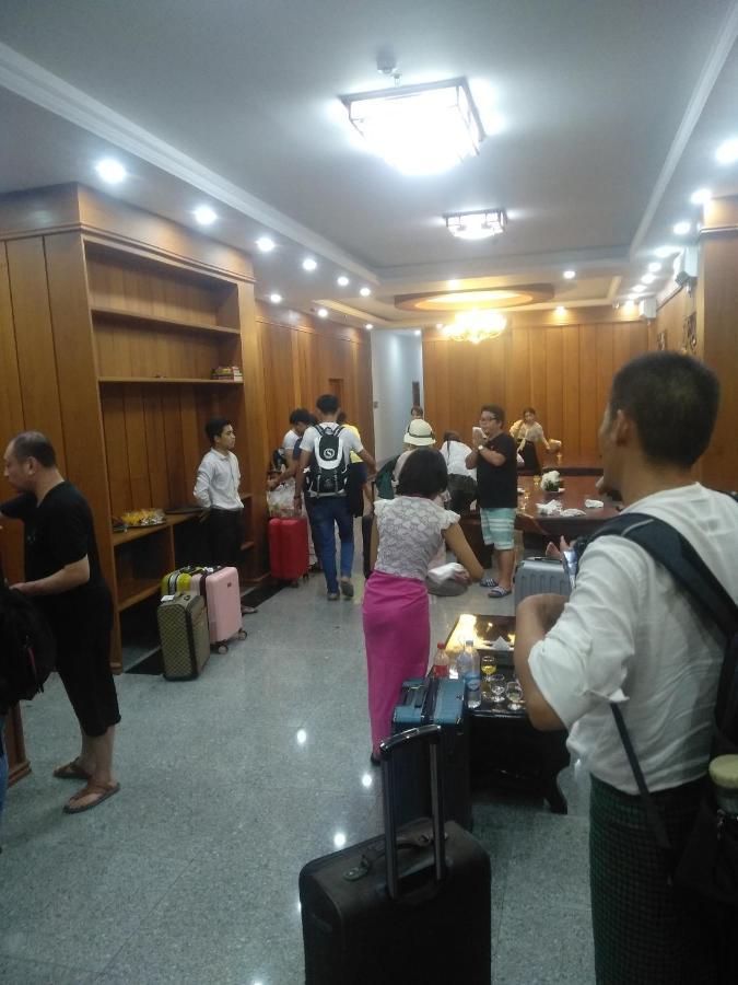Mandalar May One Hotel Mandalay Eksteriør billede